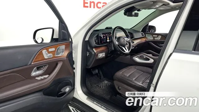 Mercedes-Benz GLE-Class 2021 — фото 12