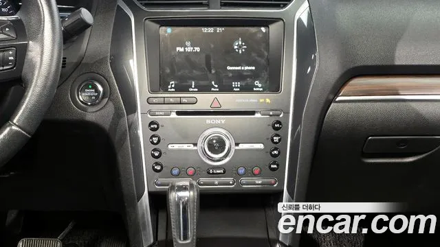 Ford Explorer 2017 — фото 14