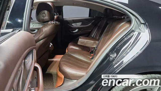 Mercedes-Benz CLS-Class 2019 — фото 12