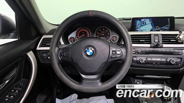 BMW 3-Series 2015 — фото 13