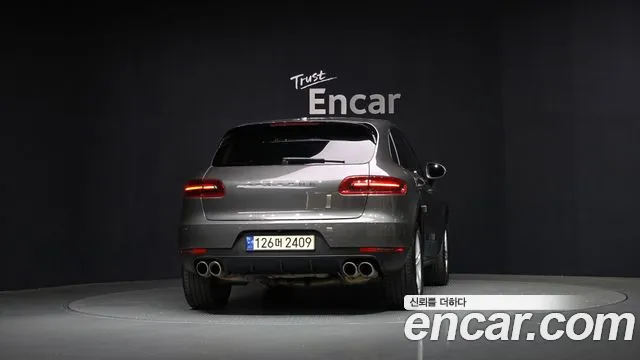 Porsche Macan 2015 — фото 4