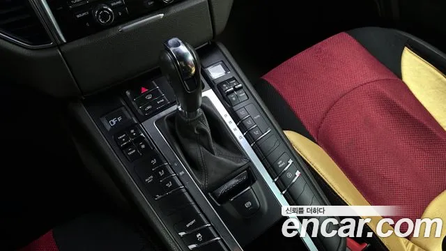 Porsche Macan 2015 — фото 9