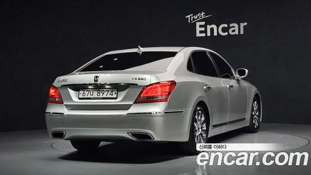 Hyundai Equus 2012 — фото 2