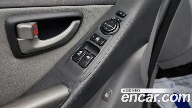 Hyundai Starex 2014 — фото 14