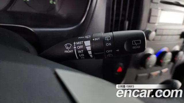 Hyundai Starex 2014 — фото 18