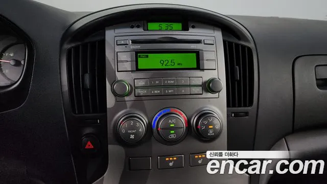 Hyundai Starex 2014 — фото 19