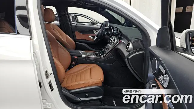 Mercedes-Benz GLC-Class 2023 — фото 11