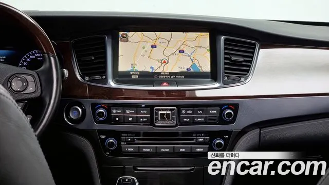 Hyundai Equus 2014 — фото 14