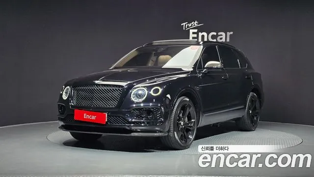 Bentley Bentayga 2017 — фото 1