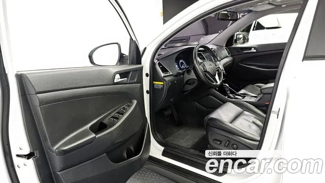 Hyundai Tucson 2016 — фото 11