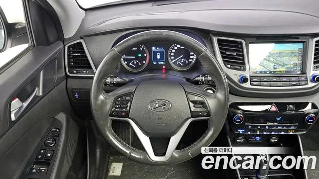Hyundai Tucson 2016 — фото 13