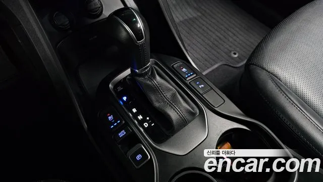 Hyundai Santafe 2015 — фото 9