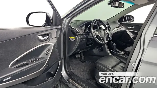 Hyundai Santafe 2015 — фото 12