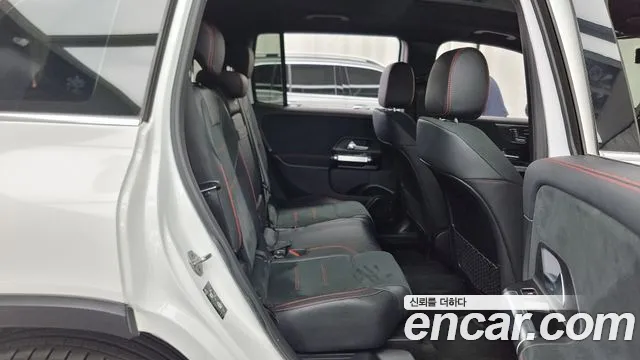 Mercedes-Benz GLB-Class 2021 — фото 12