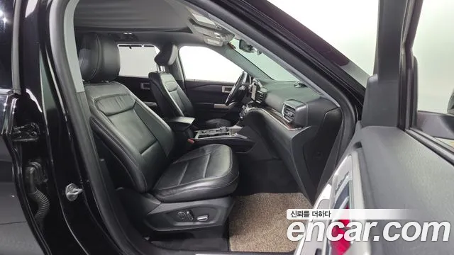 Ford Explorer 2020 — фото 10