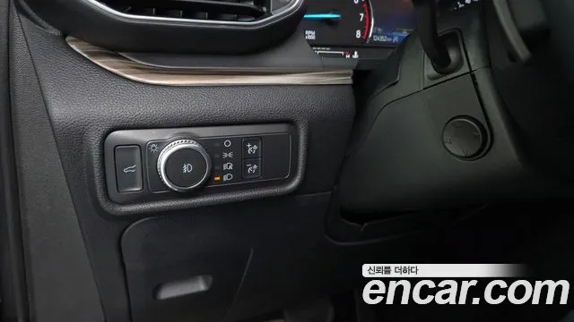 Ford Explorer 2020 — фото 13