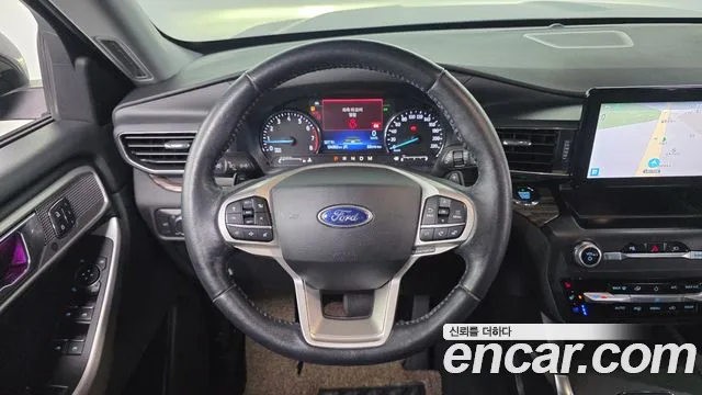 Ford Explorer 2020 — фото 14