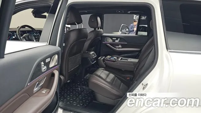Mercedes-Benz GLS-Class 2022 — фото 11