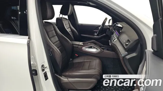 Mercedes-Benz GLS-Class 2022 — фото 12