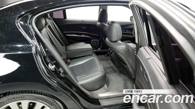 Honda Legend 2016 — фото 12