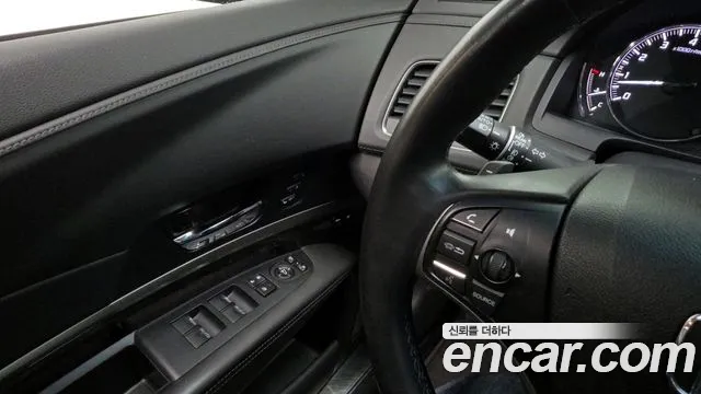Honda Legend 2016 — фото 17