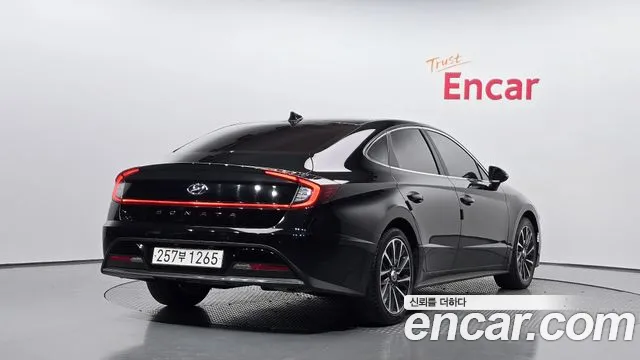 Hyundai Sonata 2023 — фото 2
