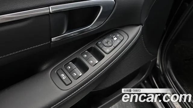 Hyundai Sonata 2023 — фото 17