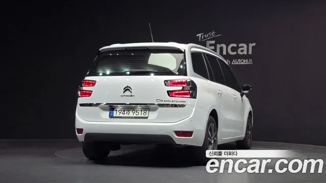 Citroen-DS C4 SpaceTourer 2021 — фото 4