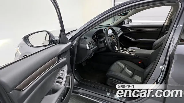 Honda Accord 2021 — фото 11