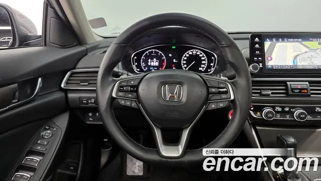 Honda Accord 2021 — фото 13