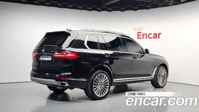 BMW X7 2022 — фото 2