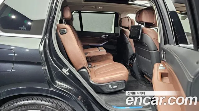 BMW X7 2022 — фото 12