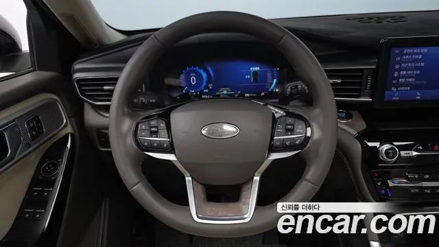 Ford Explorer 2022 — фото 13