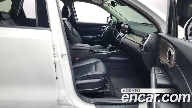 Kia Sorento 2021 — фото 11