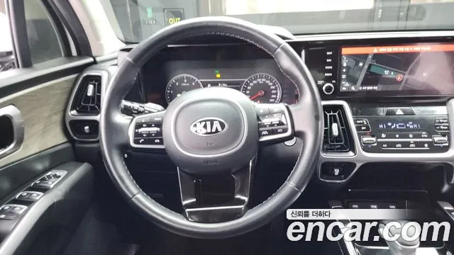 Kia Sorento 2021 — фото 13