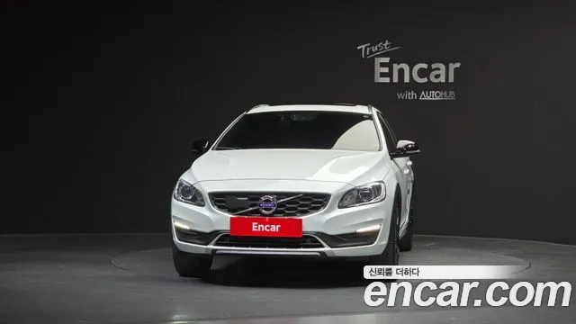 Volvo V60 2018 — фото 3