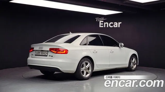 Audi A4 2015 — фото 2