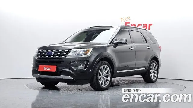 Ford Explorer 2017 — фото 1