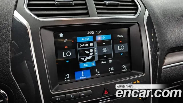 Ford Explorer 2017 — фото 17