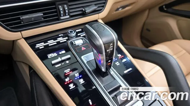Porsche Cayenne 2020 — фото 18