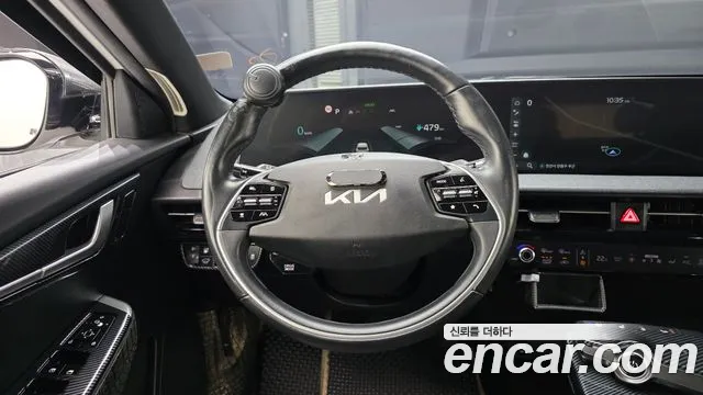 Kia EV6 2022 — фото 13