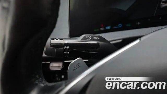 Kia EV6 2022 — фото 16