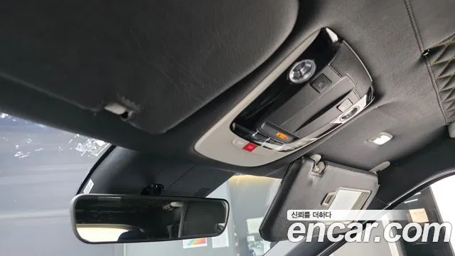 Kia EV6 2022 — фото 19
