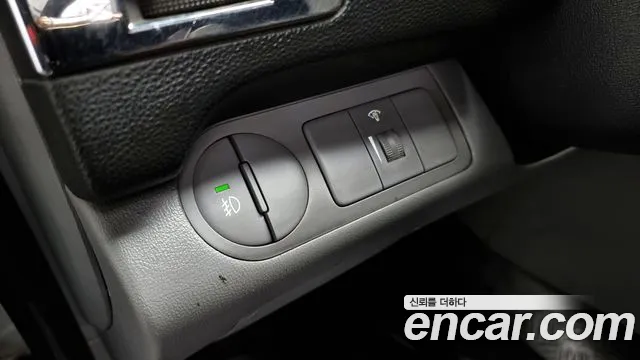 Hyundai Starex 2010 — фото 18