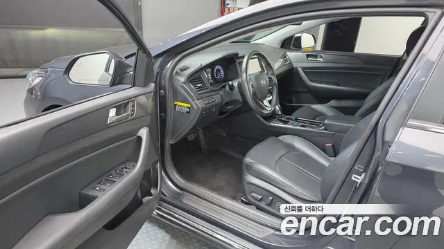Hyundai Sonata 2019 — фото 10