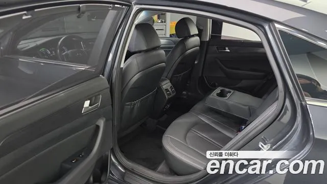 Hyundai Sonata 2019 — фото 11