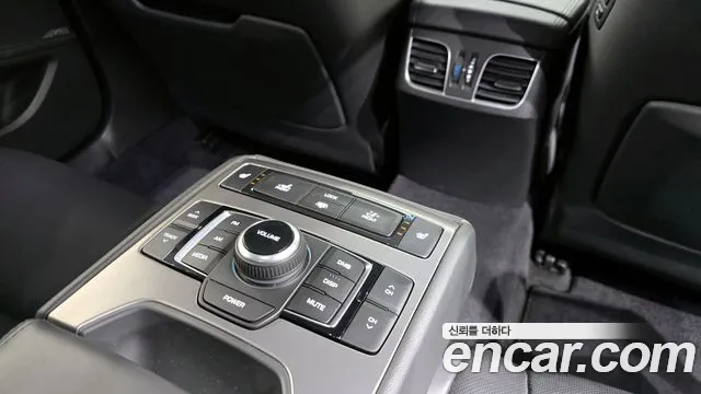 Hyundai Genesis 2015 — фото 19