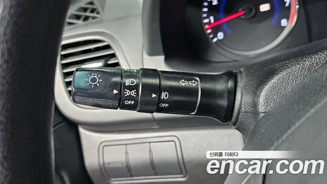 Hyundai Accent 2012 — фото 14