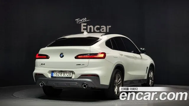 BMW X4 2021 — фото 2