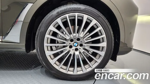 BMW X7 2022 — фото 5